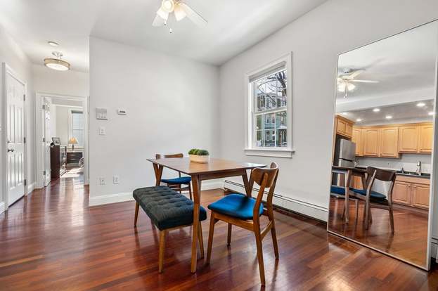 582 E 4 ST