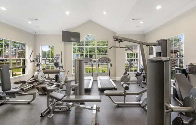 the gym at Highlands Apartments