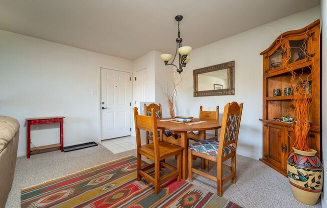 1 bed, 1 bath, $1,800, Unit UNIT 40