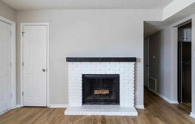 Hillsdale Apartments