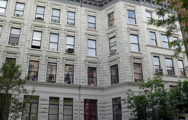 162 W 80 ST 