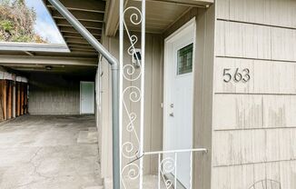 2 beds, 1 bath, 1,000 sqft, $1,650, Unit PDRey563