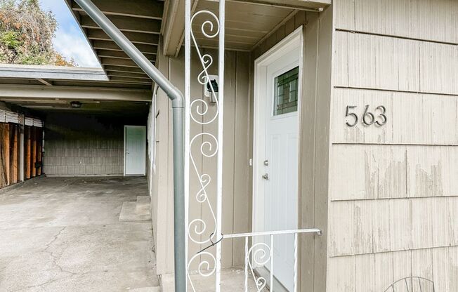 2 beds, 1 bath, 1,000 sqft, $1,650, Unit PDRey563