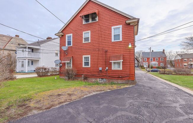 3372 SUTTON RD SHAKER HEIGHTS, OH. 44120