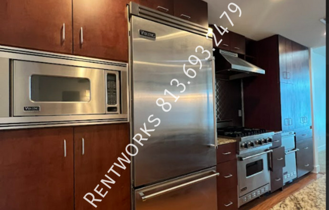 2 beds, 1 bath, 1,050 sqft, $2,435