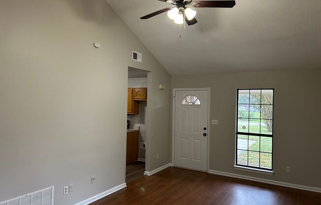 2 beds, 2 baths, $1,295