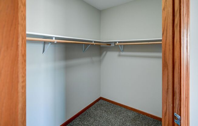 2 beds, 2 baths, 1,015 sqft, $1,900, Unit 6749-310