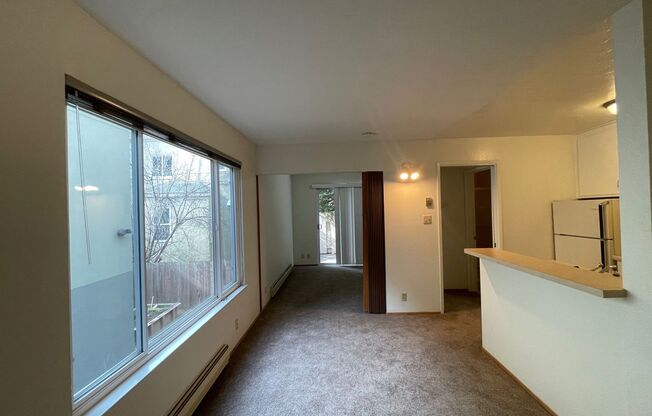 Lantz Building 13 - 443 Lee St