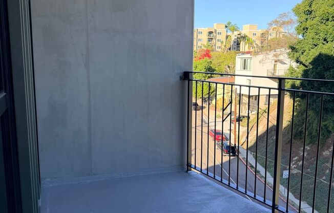 Studio, 1 bath, 362 sqft, $1,950, Unit 610