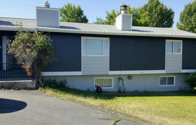 2401 Arcadia