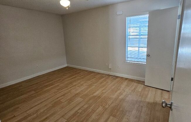 1 bed, 1 bath, 700 sqft, $1,054, Unit ELP2202-146