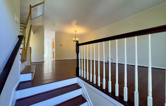 Beautiful 4 Bedroom Home in Foxridge - Randallstown!
