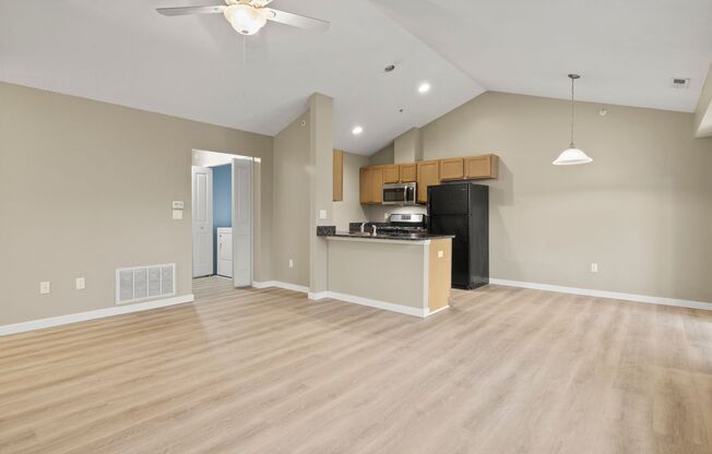 2 beds, 2 baths, $1,675