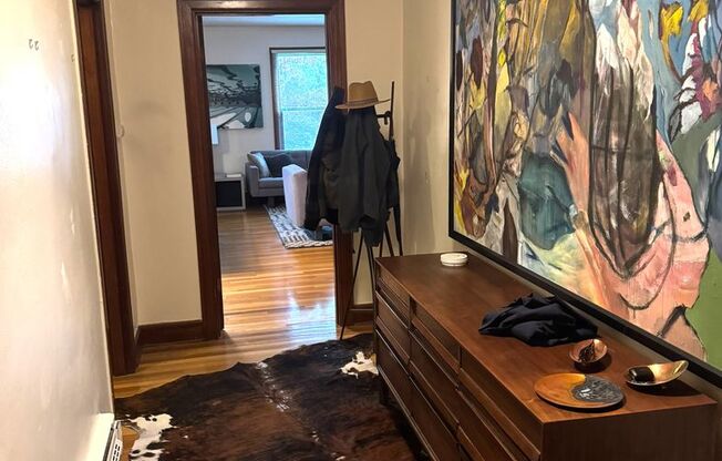 Sir Lancelot Apartments