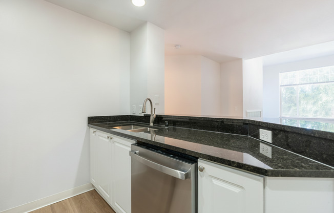 2 beds, 1.5 baths, 1,092 sqft, $2,795, Unit 109