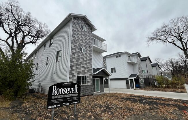 NEW CONSTRUCTION - 3 bdrm/2 bath townhomes - 1 MONTH FREE WITH A 13 MONTH LEASE!!