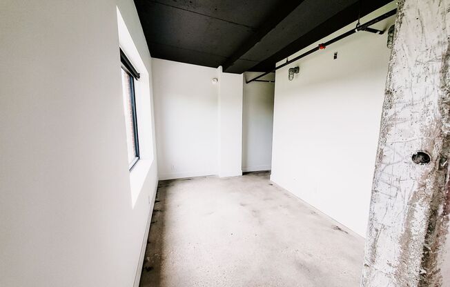 Studio, 1 bath, 480 sqft, $1,015, Unit D505