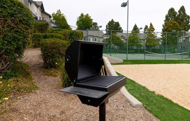 Outdoor BBQ Area at Canyon Club Apartments