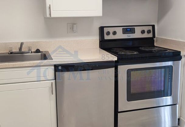 1 bed, 1.5 baths, 900 sqft, $1,825, Unit B3B