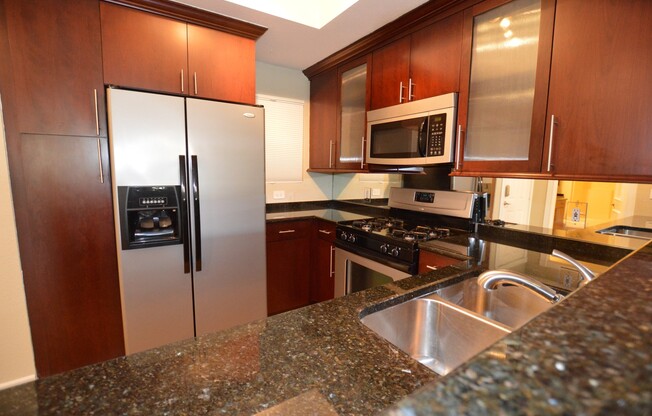 1 bed, 1 bath, $1,600, Unit # 135