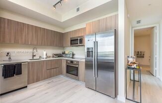 201 SW 17th Rd cu-807, Miami, FL 33129