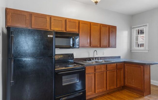 1 bed, 1 bath, 522 sqft, $875, Unit 8