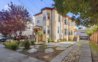 1012 Walnut St #B - 2 bedroom | 1 bathroom