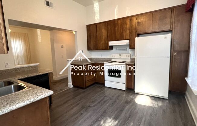 2 beds, 2 baths, $2,100, Unit #3