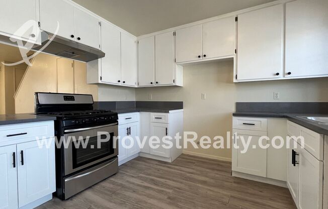 2 beds, 1.5 baths, $1,595