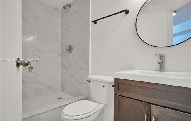 2 beds, 2 baths, $3,300, Unit # 1121