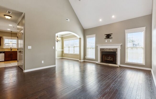 1275 Golden Eagle Way