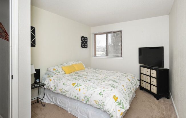 2 beds, 2 baths, 976 sqft, $1,495, Unit 3900123PR