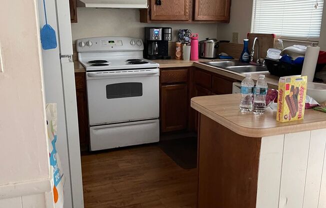 2 beds, 2 baths, $1,200, Unit Apt. E037