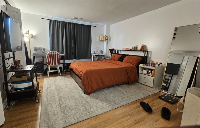 2 beds, 2 baths, 1,098 sqft, $3,100, Unit 416