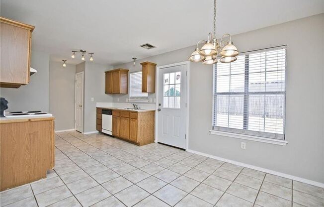 ***520 Walker Street***