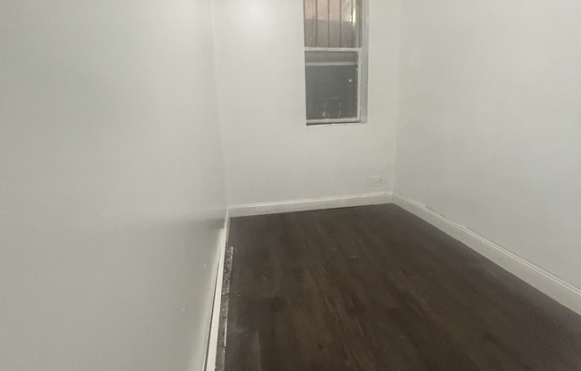802 ROGERS AVE