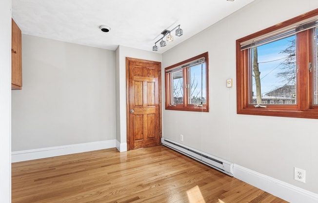 1 OAK GRV CT