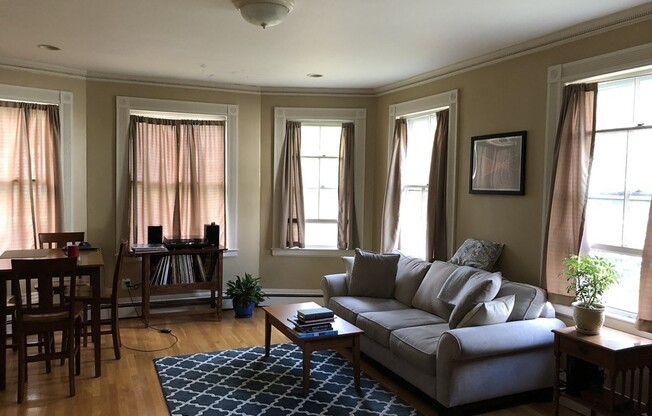31 AUBURN ST