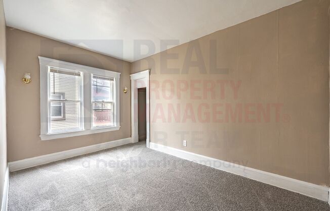121 Logan St