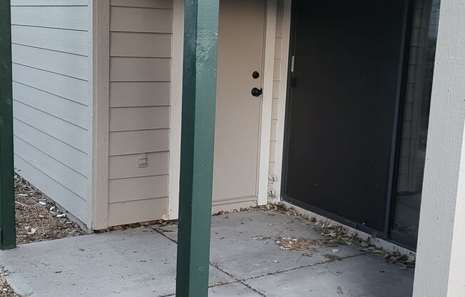 2 beds, 2 baths, $1,800, Unit # 22 136