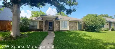 1205 Columbine Dr