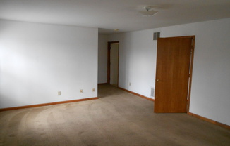 2 beds, 2 baths, $925, Unit 2514-D & DD  Spring Garden Street