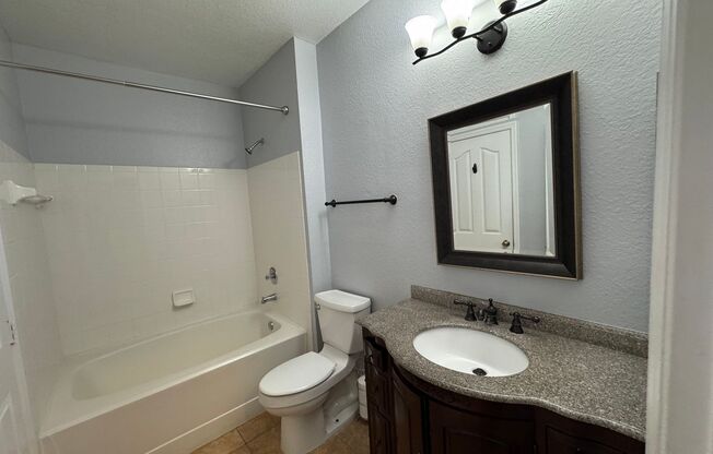 Spacious & Elegant 4-Bedroom Townhome in Prime Maitland Location – Comfort, Convenience & Style Await