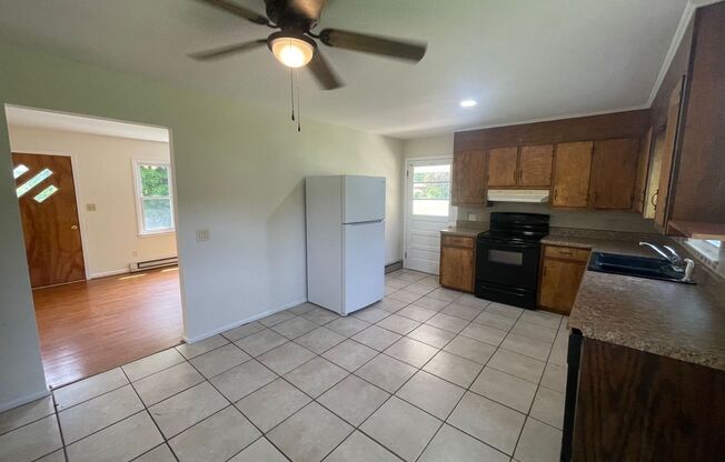 Dublin, 3 BR / 1 BA Available 11/17