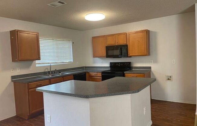 820 Eagle Drive, Saginaw, Texas 76131