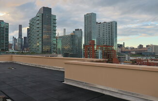 5 43 48 AVE