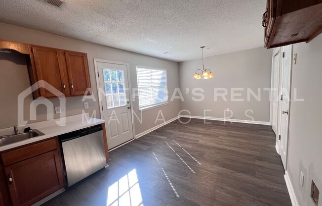 2 beds, 2 baths, $1,400