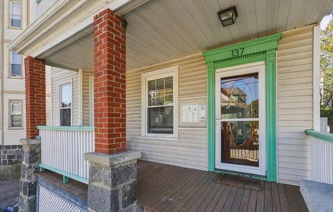 137 POPLAR ST