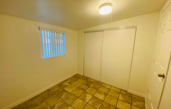 3 beds, 2 baths, 1,235 sqft, $2,720, Unit 1336 Peach Avenue Unit B