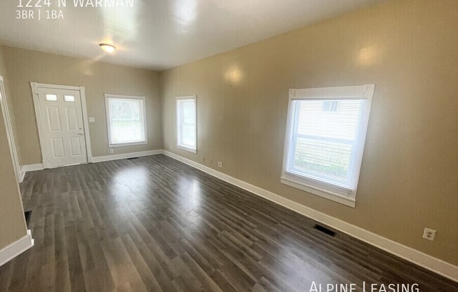 1224 N WARMAN